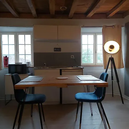 Les Trois Plumes - Centre - Vue Cour Arboree شقة *